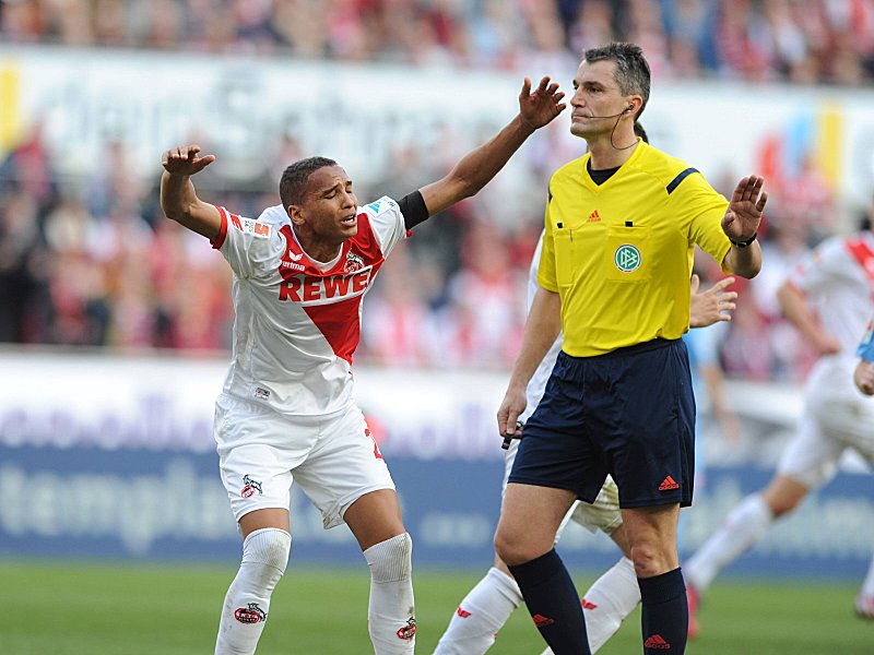 Du betrachtest gerade Nach Kritik: Kircher verteidigt deutsche Schiedsrichter