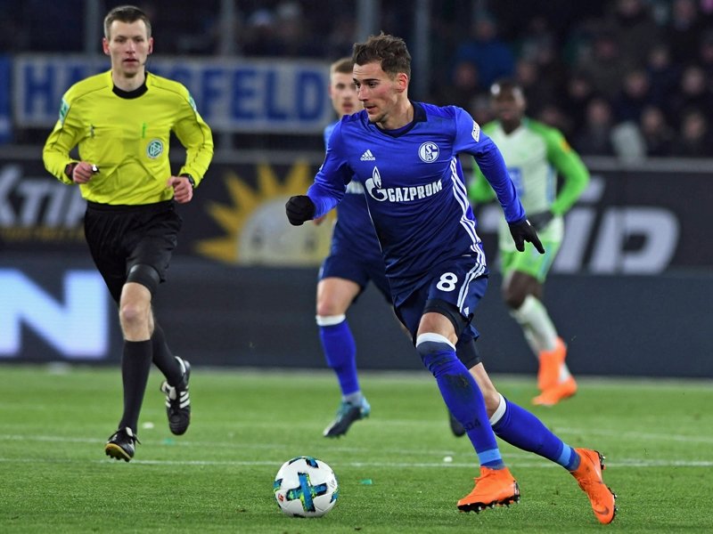 Read more about the article Mit Video | Schalke festigt glücklich Platz zwei dank Eigentor