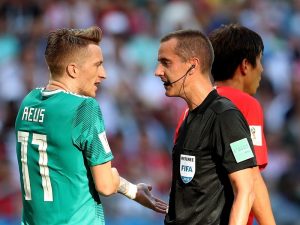 Read more about the article Vorrunden-Aus für DFB-Team: Warum es Felix Brych freuen wird