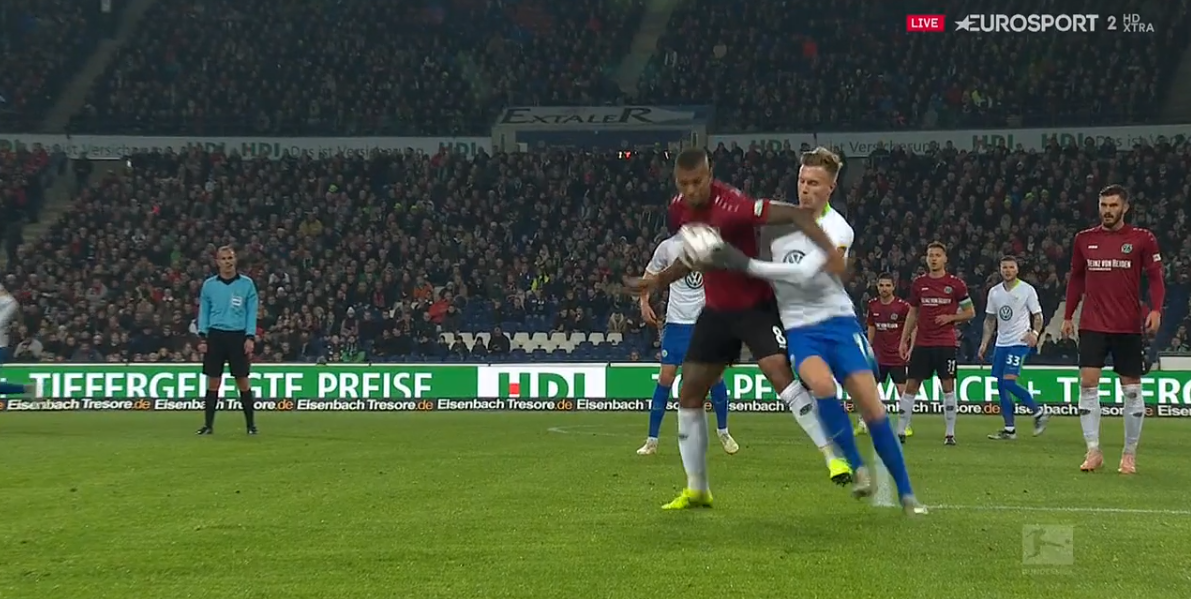 You are currently viewing Video | H96 schlägt Wolfsburg im „Elfmeterschießen“