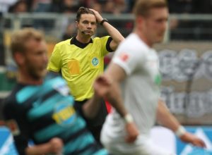 Read more about the article Entscheidung um die Meisterschaft vertagt +++ H96 und Nürnberg steigen ab