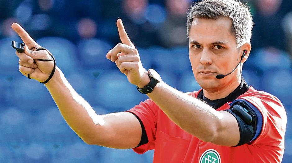 You are currently viewing Schiedsrichter Hartmann: „Auf Geisterspiele vorbereitet“