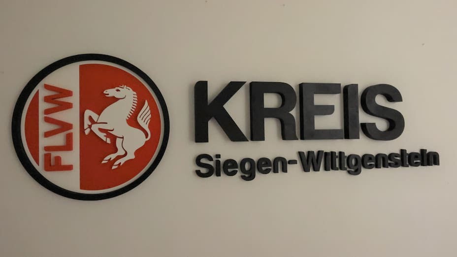 Du betrachtest gerade Schiedsrichter wird wegen Falscheintragung gesperrt