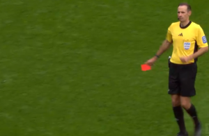 Mehr über den Artikel erfahren Gladbach kann in Unterzahl Elfmeter nicht nutzen