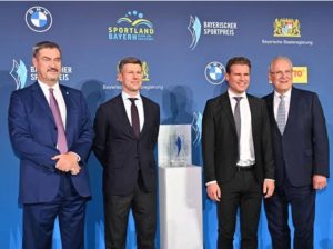 Mehr über den Artikel erfahren Felix Brych erhält Auszeichnung „Bayerischer Sportpreis 2025“