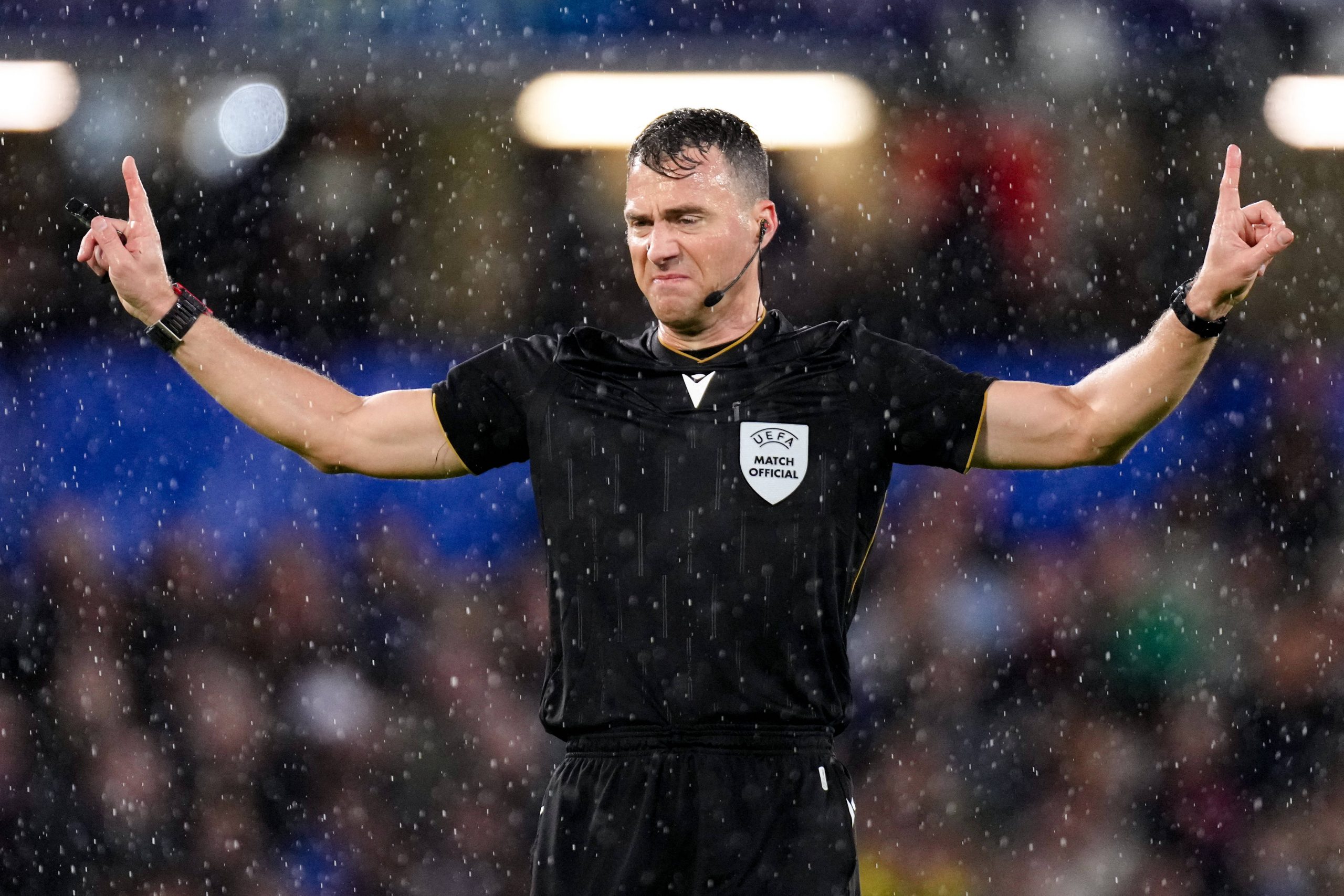 Du betrachtest gerade Zwayer vor Sprung auf den WM-Zug