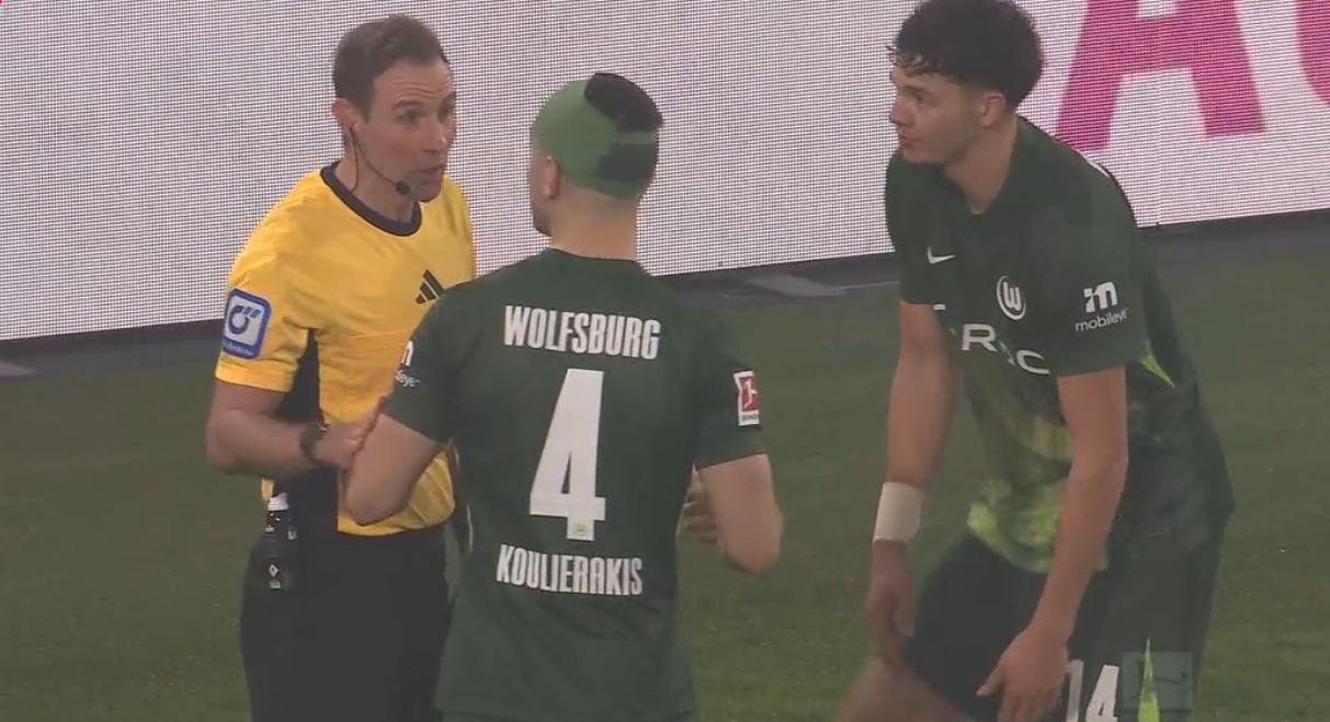 Du betrachtest gerade Bundesliga-Schiedsrichter-Analyse der Samstags-Konferenz