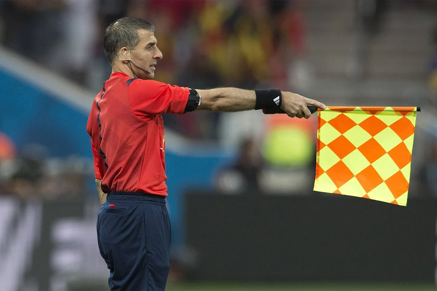 Mehr über den Artikel erfahren Kommt die neue Abseitsregel ab nächster Saison?