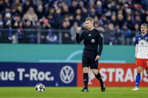 Mehr über den Artikel erfahren Derby-Schiedsrichter feiert Jubiläum