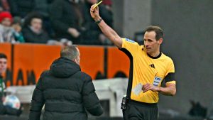 Mehr über den Artikel erfahren So macht man den Fußball kaputt