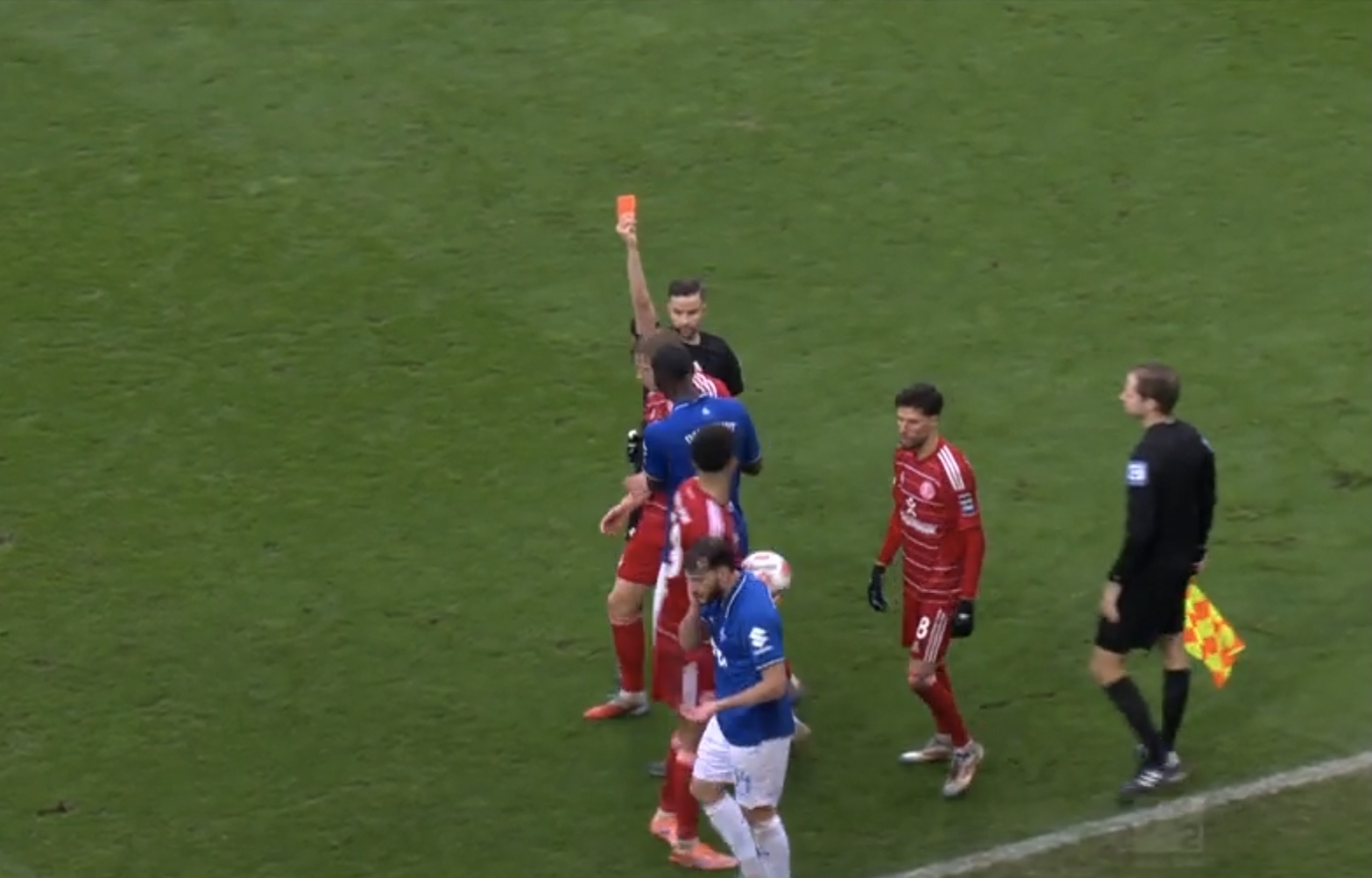 Du betrachtest gerade Schiedsrichter im Mittelpunkt: Auswertung strittiger Szenen – 23. Spieltag | 2. Liga