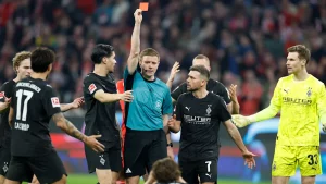 Mehr über den Artikel erfahren Darum war der Platzverweis für Reitz die korrekte Entscheidung