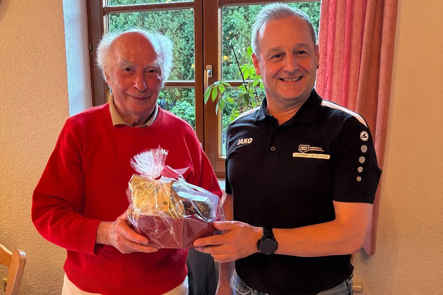 Mehr über den Artikel erfahren Ältester Schiedsrichter Baden-Württembergs