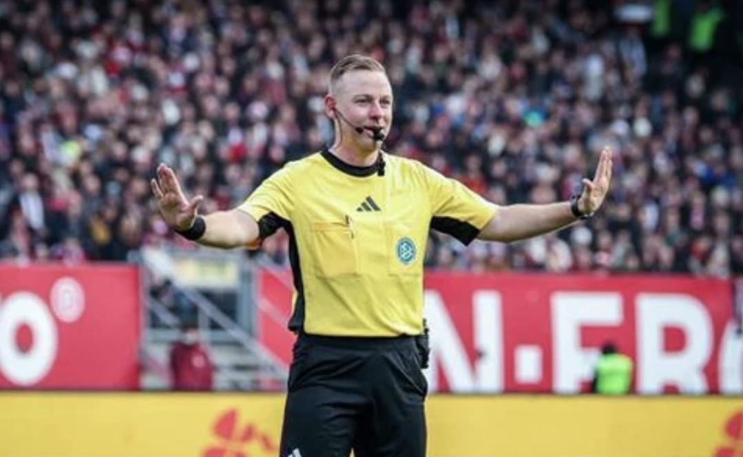 Mehr über den Artikel erfahren 25. Zweitligaspiel: Erbst pfeift Fürth gegen Paderborn