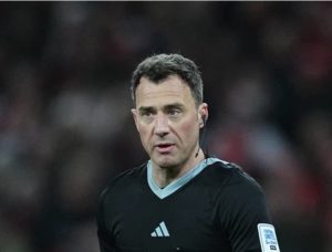 Mehr über den Artikel erfahren Zwayer als einziger deutscher Schiedsrichter zur WM