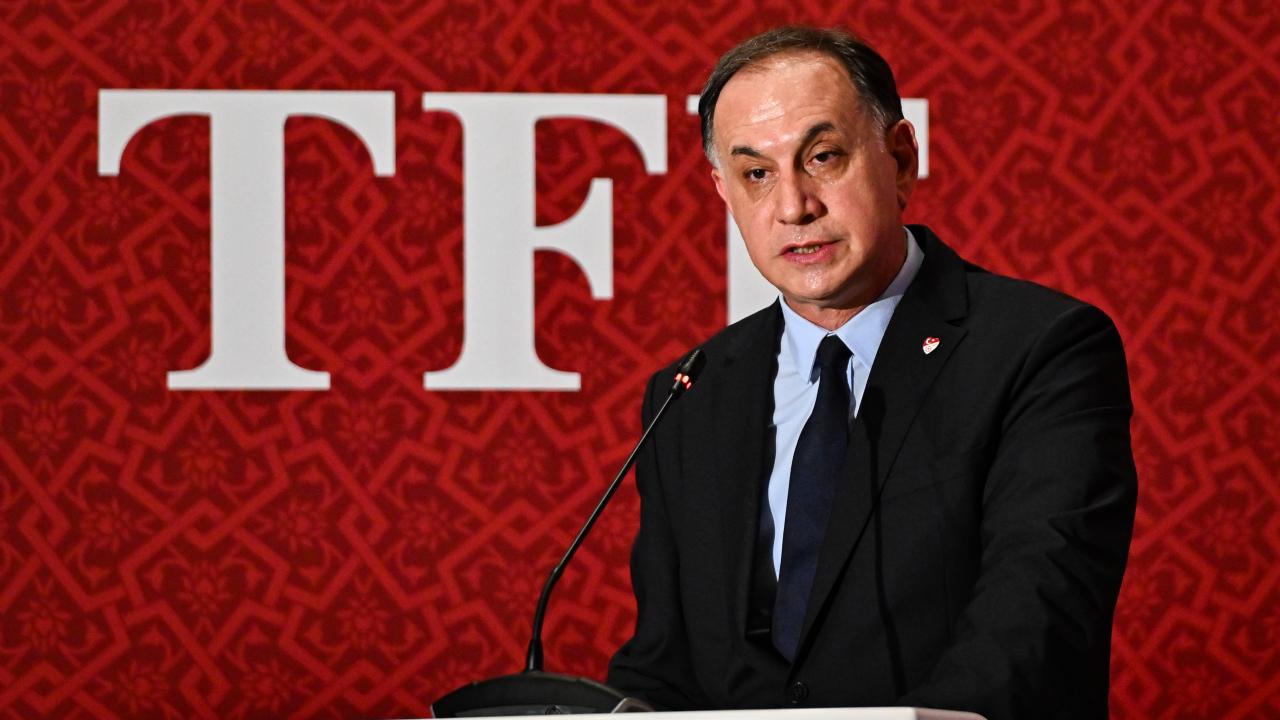 Mehr über den Artikel erfahren Schiedsrichter-Skandal in der Türkei: MHK-Chef Gündoğdu festgenommen